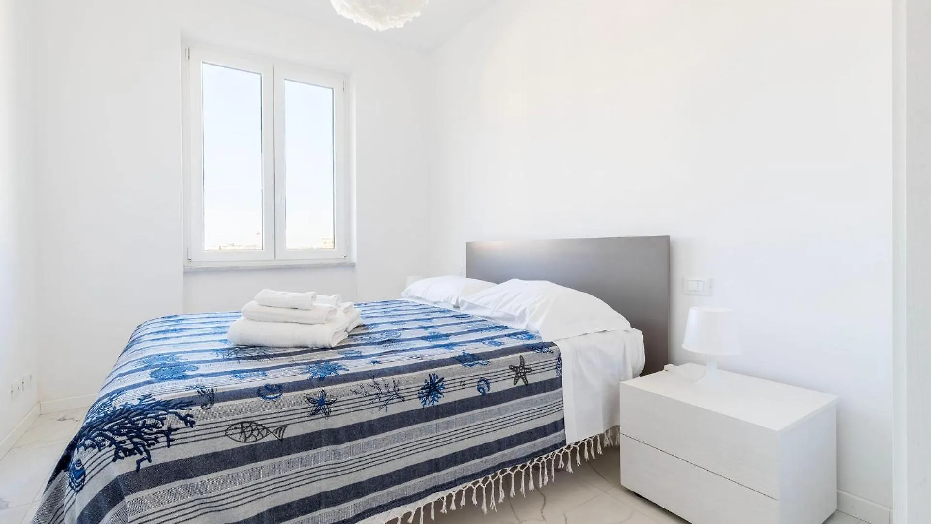 White And Grey Apartment Levanto